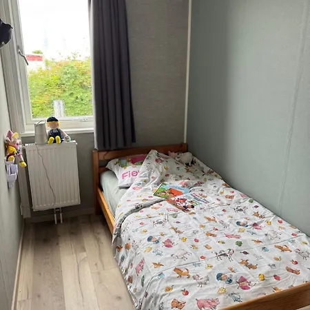 Boerennest - Heerlijk Met Overkapt Terras En 3 Slaapkamers - Max 5 Pers - 3 Km Noordzee - Locatie Op Moorhoek 10 אתר קמפינג *