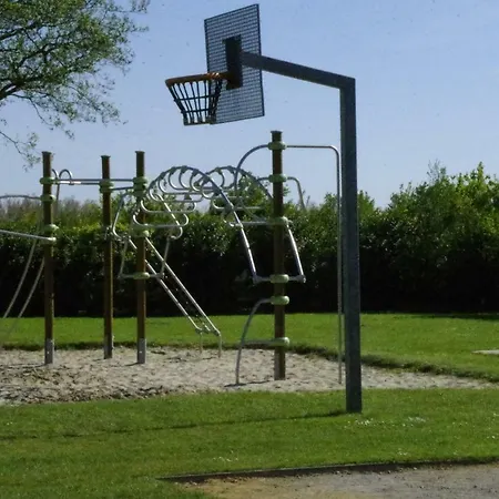 Boerennest - Heerlijk Met Overkapt Terras En 3 Slaapkamers - Max 5 Pers - 3 Km Noordzee - Locatie Op Moorhoek 10 אתר קמפינג רוקאנייה