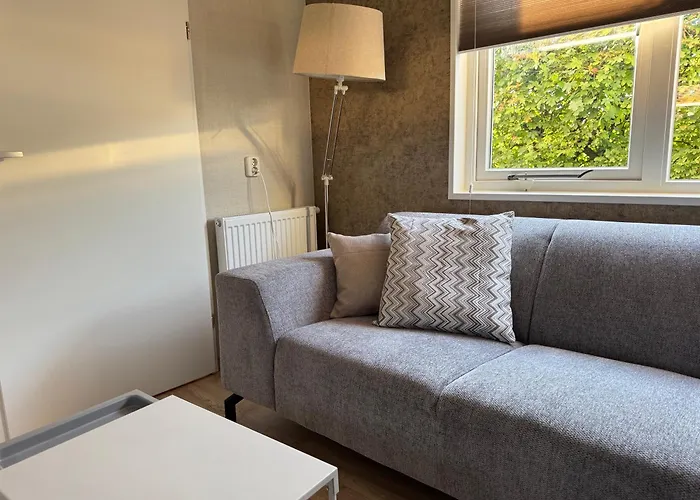 Chalet Boerennest Bij Strand En Duinen - Midicamping Van Der Burgh - Rockanje Рокканье